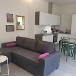 Apartamento Bnbook La Casa Di Orazio & Carla *