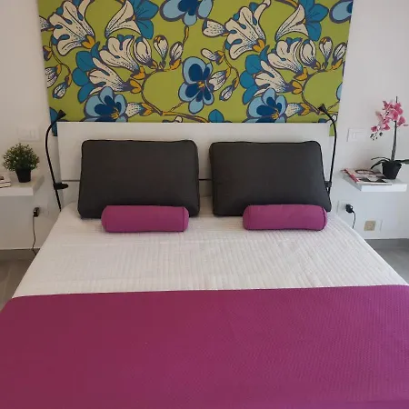 Bnbook La Casa Di Orazio & Carla