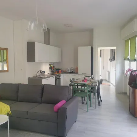 Bnbook La Casa Di Orazio & Carla 아파트