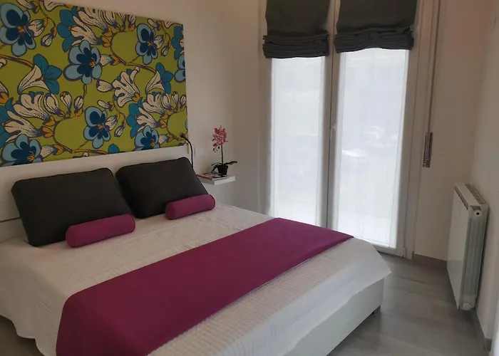 Apartament Bnbook La Casa Di Orazio & Carla Ranco