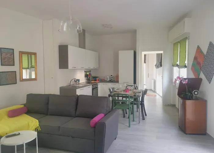 Bnbook La Casa Di Orazio & Carla 아파트